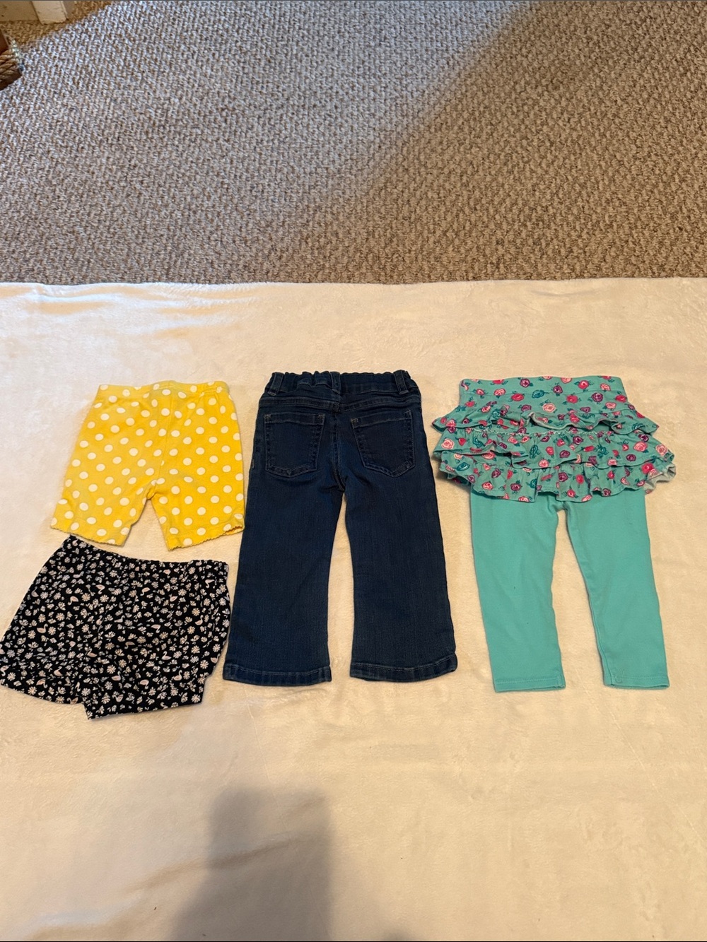 Girl’s 18M Clothing Bundle - Picture 9 of 13